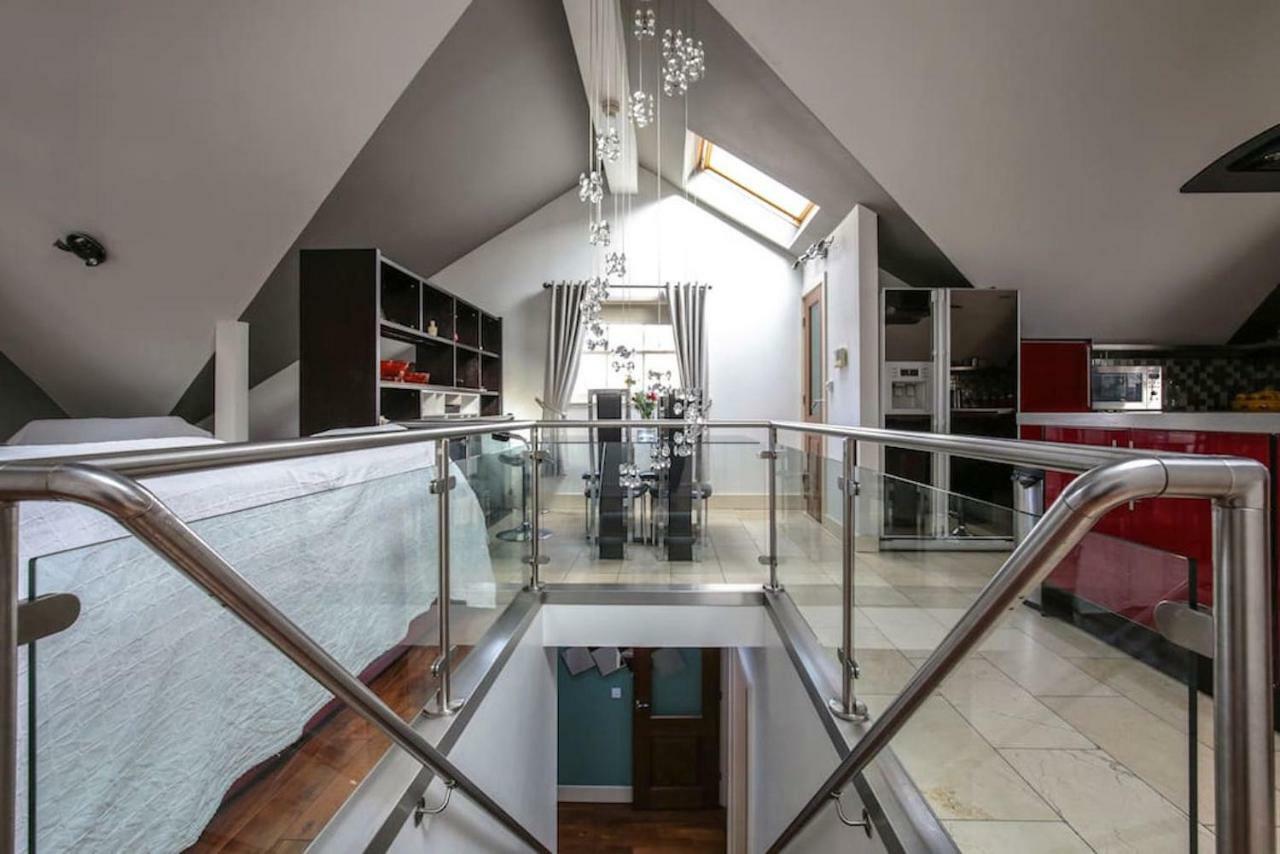 Apartment Town House Roscoe Street City Centre *